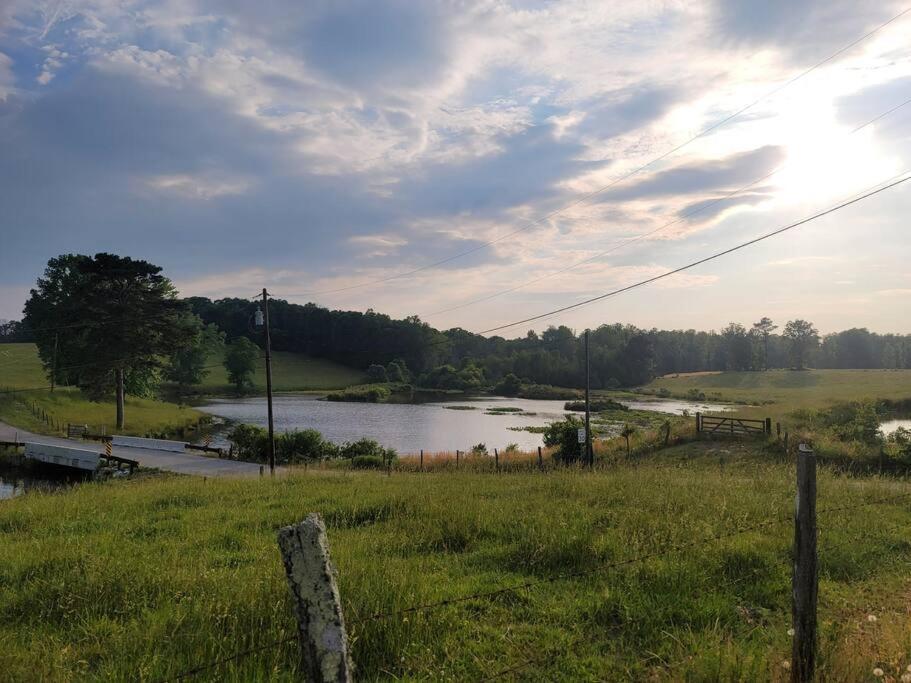 Cozy Swamp Rabbit - Sans Souci Greenville Furman Εξωτερικό φωτογραφία